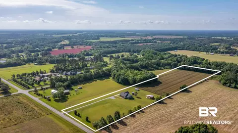 24912 Brewer Rd, Robertsdale, AL 36567