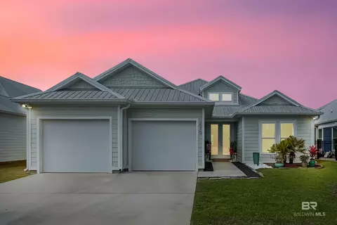 270 Cypress Bend Dr, Gulf Shores, AL 36542