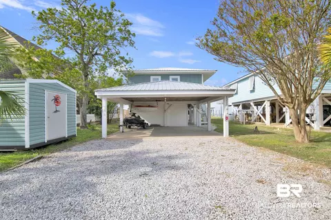 8205 Gulf Beach Ln, Gulf Shores, AL 36542