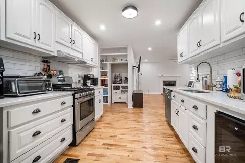 Kitchen - 103 Emogene Pl, Mobile, AL 36606 photo 4 of 4