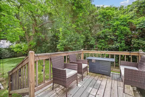 Exterior - 103 Emogene Pl, Mobile, AL 36606 photo 6 of 7
