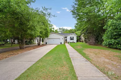 Exterior - 103 Emogene Pl, Mobile, AL 36606 photo 3 of 7