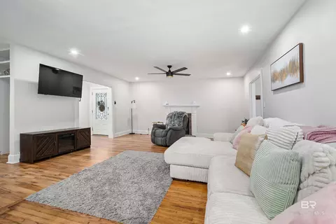 Other - 103 Emogene Pl, Mobile, AL 36606 photo 1 of 7