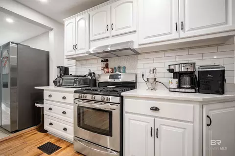 Kitchen - 103 Emogene Pl, Mobile, AL 36606 photo 3 of 4