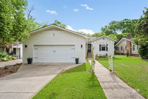103 Emogene Pl, Mobile, AL 36606