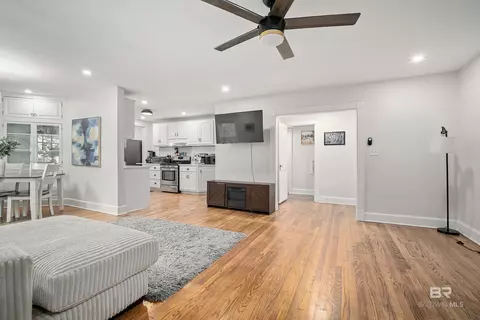 Entry Way - 103 Emogene Pl, Mobile, AL 36606 photo 1 of 3
