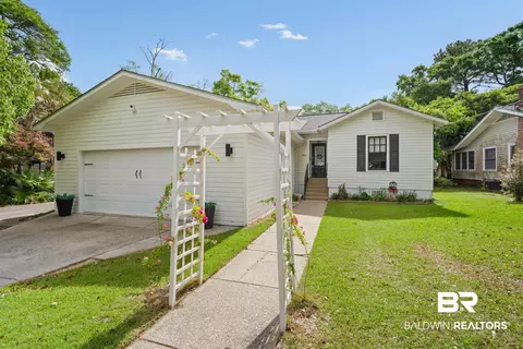 Exterior - 103 Emogene Pl, Mobile, AL 36606 photo 2 of 7