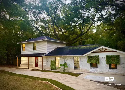 1302 Oak St, Daphne, AL 36526 photo 2