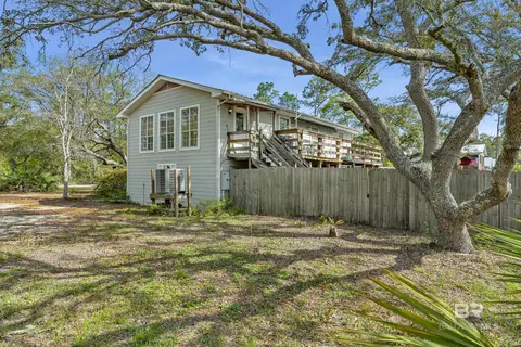 Exterior - 30758 Pine St, Elberta, AL 36530 photo 4 of 9