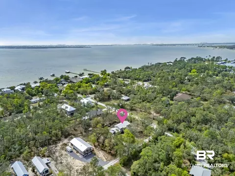 30758 Pine St, Elberta, AL 36530 photo 2