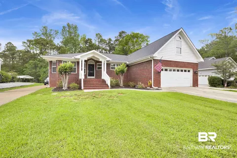 750 Bear Creek Cv, Gulf Shores, AL 36542