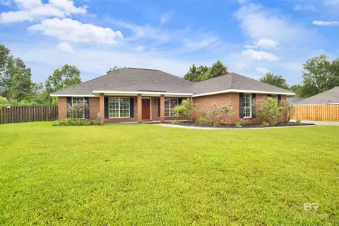 119 Destrehan Rd, Fairhope, AL 36532