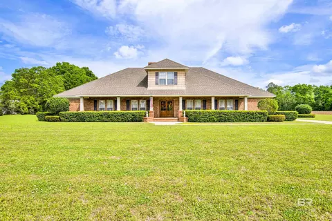 19107 Hughen St, Robertsdale, AL 36567