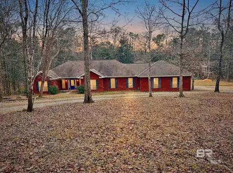 8008 Patricks Landing Rd, Bay Minette, AL 36507