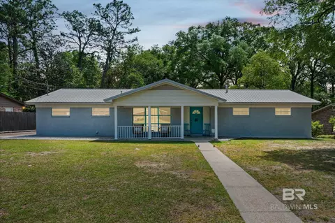 5955 Chalet Dr, Mobile, AL 36608