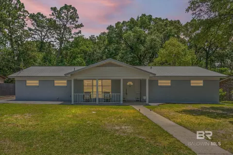 5955 Chalet Dr, Mobile, AL 36608