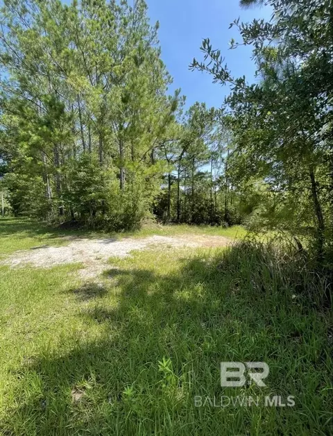 7645 Bromley Rd, Bay Minette, AL 36507