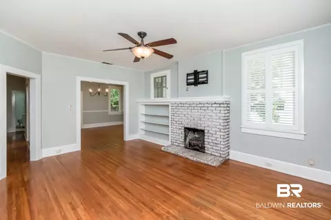 10 Macy Pl, Mobile, AL 36604 photo 3