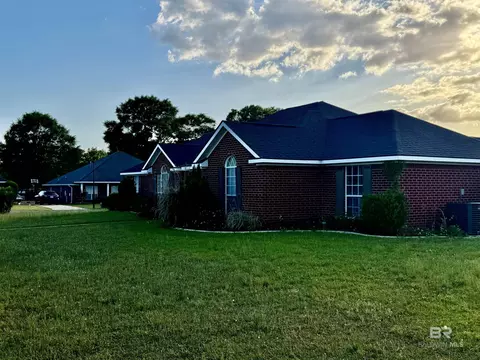 4221 Penn Dr, Semmes, AL 36575