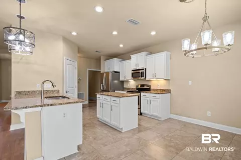 Kitchen - 11892 Alabaster Dr, Daphne, AL 36526 photo 2 of 2