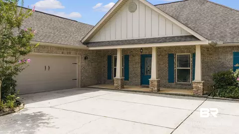 Exterior - 11892 Alabaster Dr, Daphne, AL 36526 photo 3 of 8