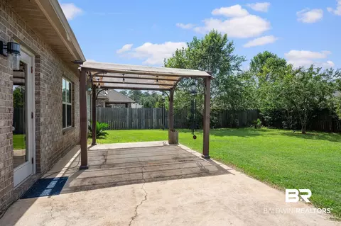 Exterior - 11892 Alabaster Dr, Daphne, AL 36526 photo 4 of 8