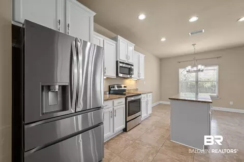 Kitchen - 11892 Alabaster Dr, Daphne, AL 36526 photo 1 of 2