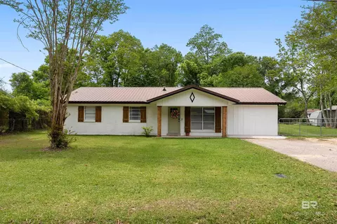207 Mitchell Ave, Bay Minette, AL 36507