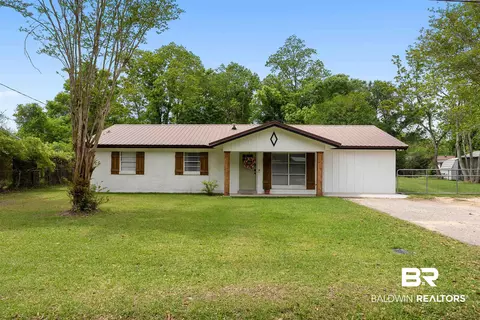 207 Mitchell Ave, Bay Minette, AL 36507