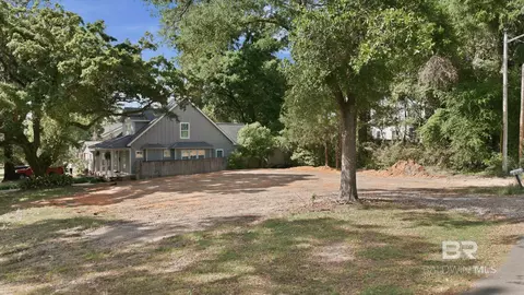 258 Equity St, Fairhope, AL 36532