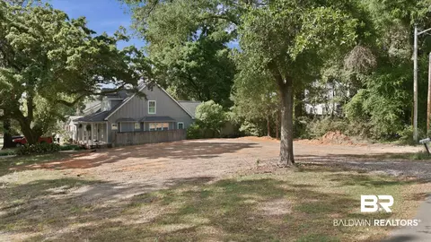 258 Equity St, Fairhope, AL 36532