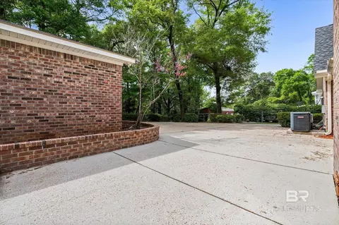 Exterior - 3451 Lacoste Rd, Mobile, AL 36618 photo 1 of 4