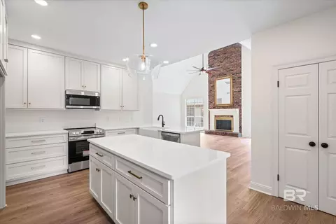 Kitchen - 3451 Lacoste Rd, Mobile, AL 36618 photo 2 of 4
