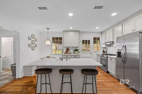 Kitchen - 5210 S Pineview Ln, Mobile, AL 36608 photo 1 of 3
