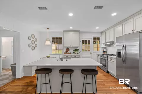 Kitchen - 5210 S Pineview Ln, Mobile, AL 36608 photo 1 of 3