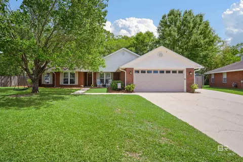 2037 Milton Ct, Mobile, AL 36695