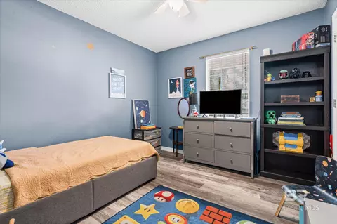 Bedroom - 13160 Oak Forge Dr, Mobile, AL 36608 photo 4 of 5