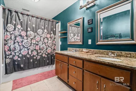 Bath - 13160 Oak Forge Dr, Mobile, AL 36608 photo 1 of 2