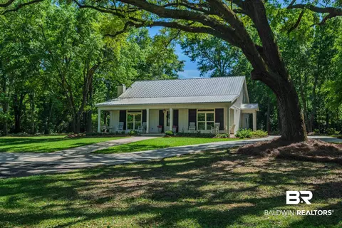 19121 Boothe Rd, Fairhope, AL 36532