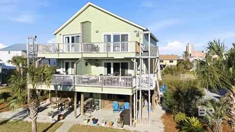 1219 W Lagoon Ave, Gulf Shores, AL 36542