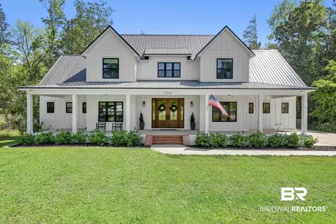19058 James Rd, Gulf Shores, AL 36542