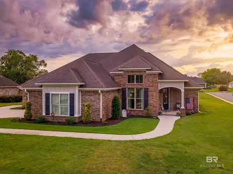24917 Yawley Dr, Daphne, AL 36526
