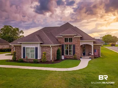 24917 Yawley Dr, Daphne, AL 36526