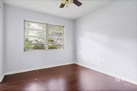 Bedroom - 2255 Pratt Dr, Mobile, AL 36605 photo 2 of 4