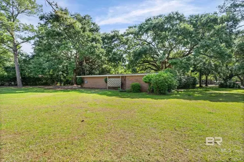 Exterior - 2255 Pratt Dr, Mobile, AL 36605 photo 6 of 6