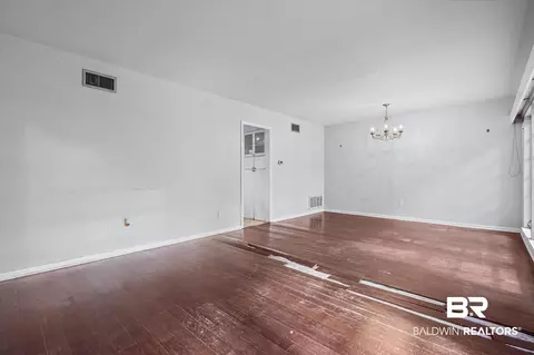 2255 Pratt Dr, Mobile, AL 36605 photo 8