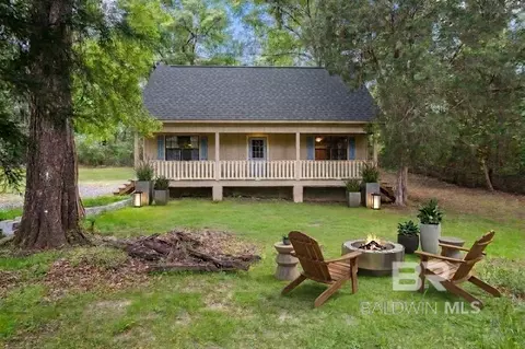 16130 Pine Grove Rd Ext E, Bay Minette, AL 36507
