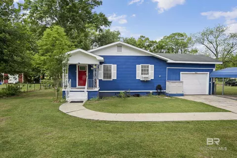 1411 Hand Ave, Bay Minette, AL 36507