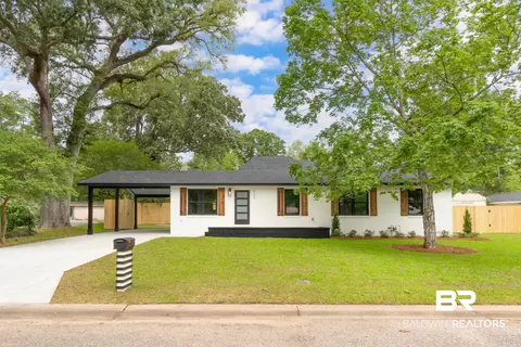 502 Horton Ln, Fairhope, AL 36532