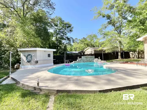 1118 W Carre Dr, Mobile, AL 36618 photo 4